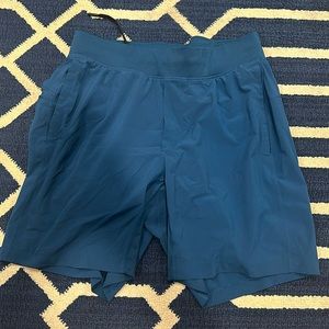 License to train. Lululemon